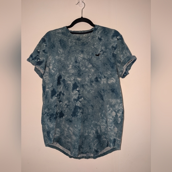 Hollister Men's Ocean Blue Tie-Dye Tee Curved Hem Tee - Picture 1 of 4
